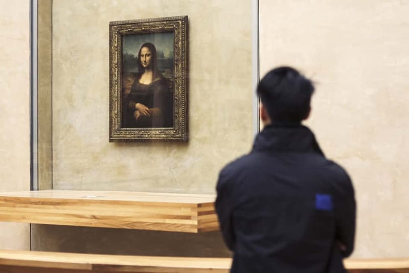 Louvre Museum: Mona Lisa Without the Crowds Last Entry Tour - The First Leg Inside the Louvre: from the moat area to Greek statues