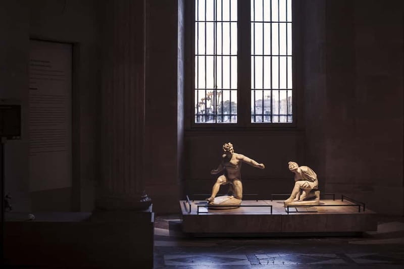 Louvre Museum: Mona Lisa Without the Crowds Last Entry Tour - The Guide Makes or Breaks It, and This Tour Puts That Front and Center