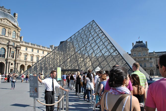 Louvre Museum Skip the Line Entry with Introduction to Mona Lisa - Priority entry and the security reality check