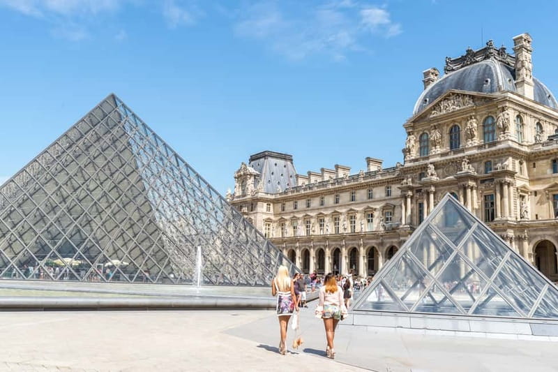 Louvre Museum: Skip-the-Line Small Group Guided Tour - Skip-the-line Louvre entry: what priority access changes