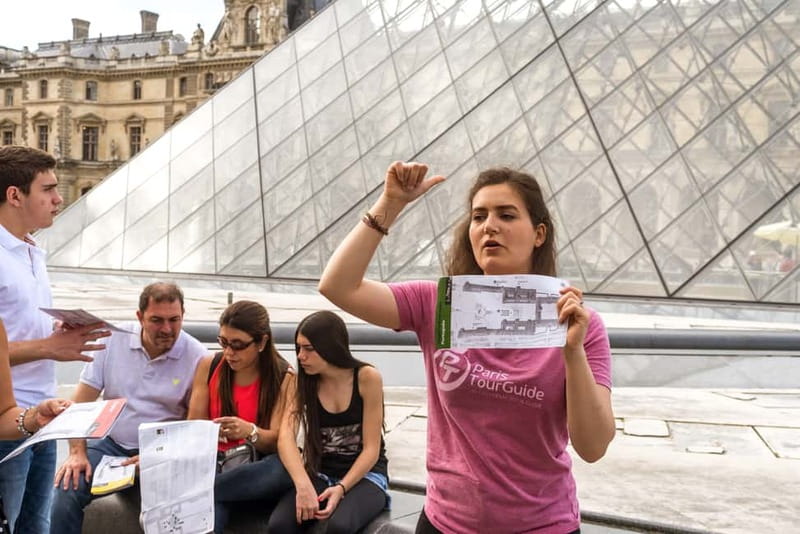 Louvre Museum: Skip-the-Line Small Group Guided Tour - Meeting point near the Louvre Pyramid: the one place maps can mess you up