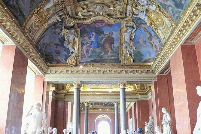 Louvre Private Tour in Paris with Entry Tickets - Included extras that actually change your day