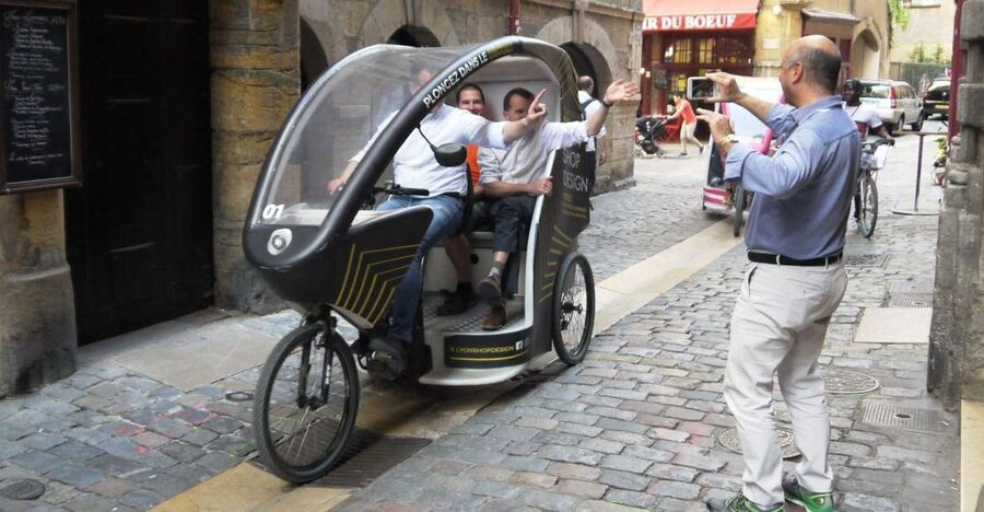 Lyon: 1 or 2-Hour Pedicab Tour - Sliding Through Old Lyon in an Electric Pedicab