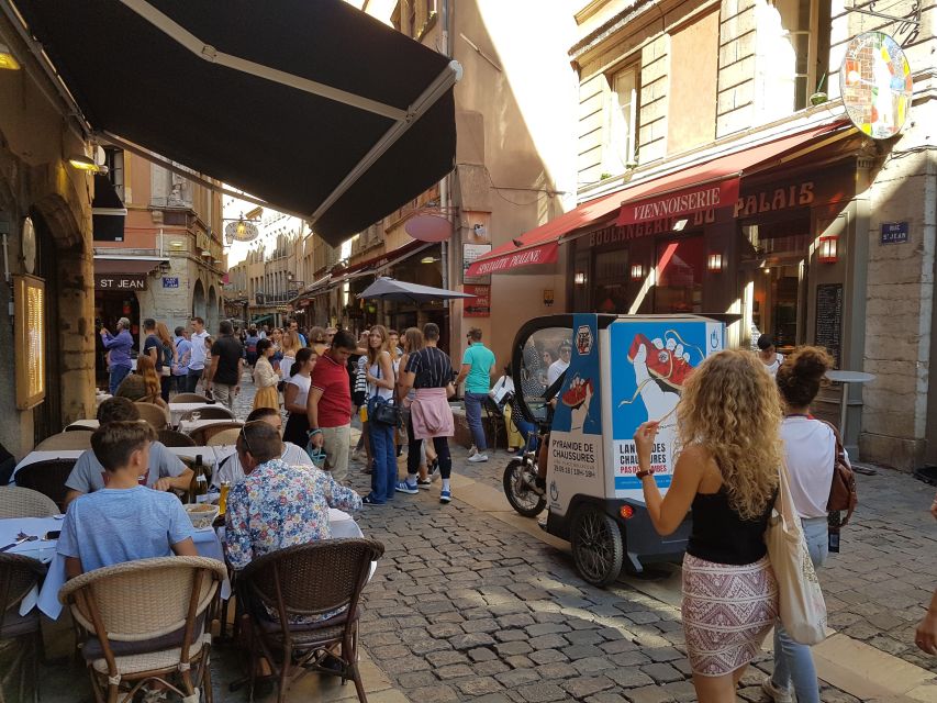 Lyon: 1 or 2-Hour Pedicab Tour - Where the Tour Starts: A Clean Launch at the Tourism Office