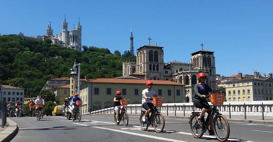 Lyon: 2-Hour Electric Bike Tour with a Local Guide - Why this 2-hour e-bike loop works for first-time Lyon