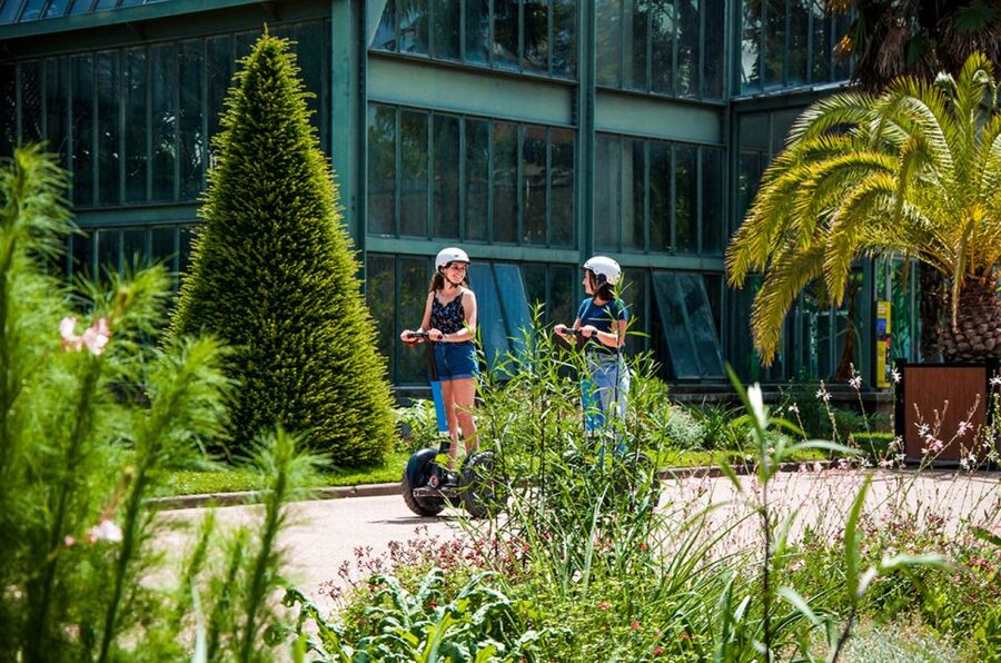Lyon: City Segway Tour with a Local Guide - Presqu’île highlights: Opera views and Terreaux square energy
