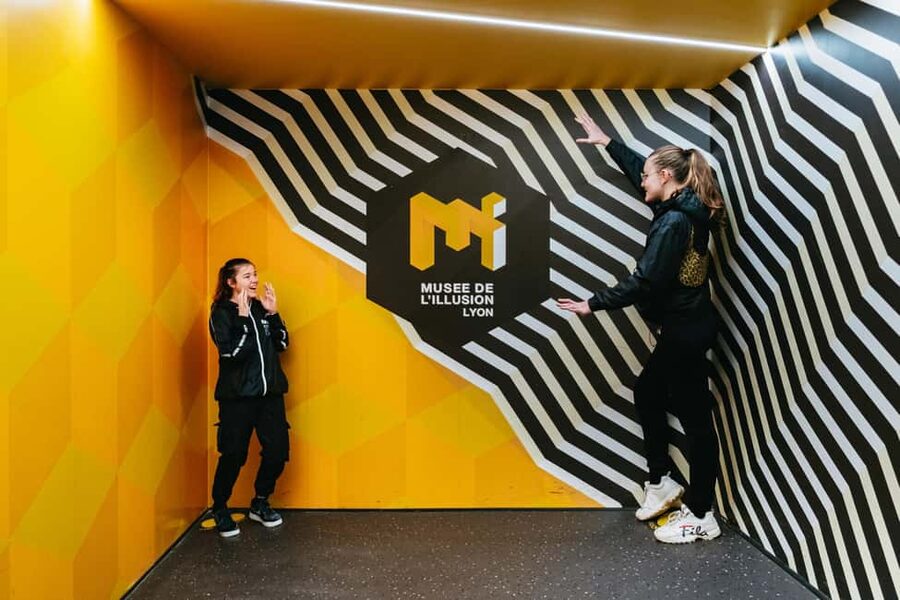 Lyon: Musée de l’illusion Entrance Ticket - Museum of Illusions Lyon: A One-Hour Ticket That Feels Like More