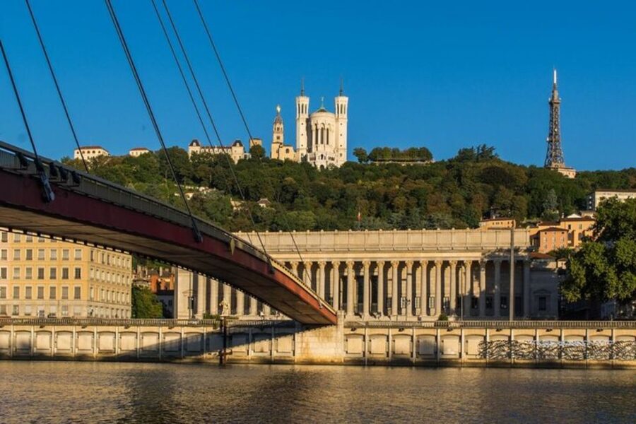Lyon: Private custom tour with a local guide - How pickup and a private guide change your whole Lyon day