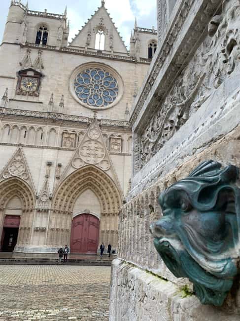 Lyon: Private Walking Tour of "Traboules" in the Old Town - Traboules 101: Lyon’s passageways you can actually walk through