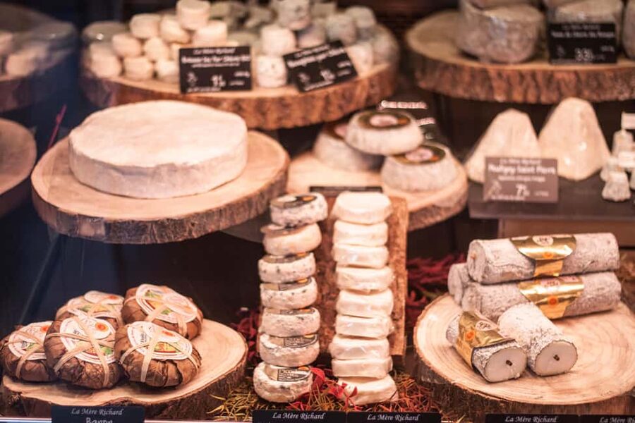 Lyon: Secret Food Tour - Canut-Era Savory Bites and a Glass of Wine to Start