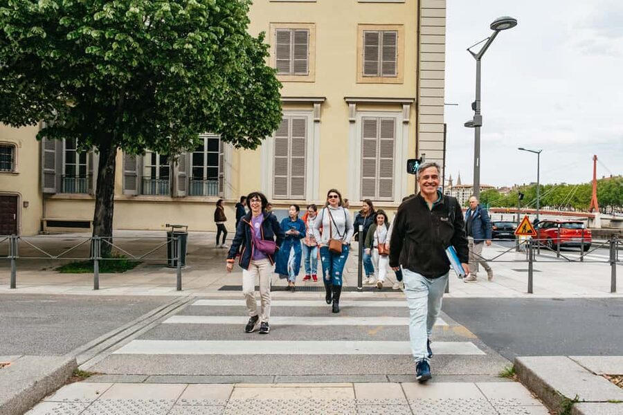 Lyon: Vieux Lyon Food Tasting Walking Tour - Who should book it, and who should skip it