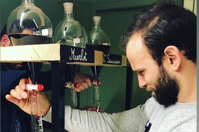 Make your own cuvée of Bordeaux wine - Mixing Your Own Bordeaux Cuvée With Tubes and Pipettes