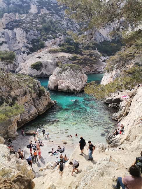 Marseille: Calanques National Park Guided Hike with Picnic - Calanques National Park Starts Right by Marseille, Not Deep in the Wilderness
