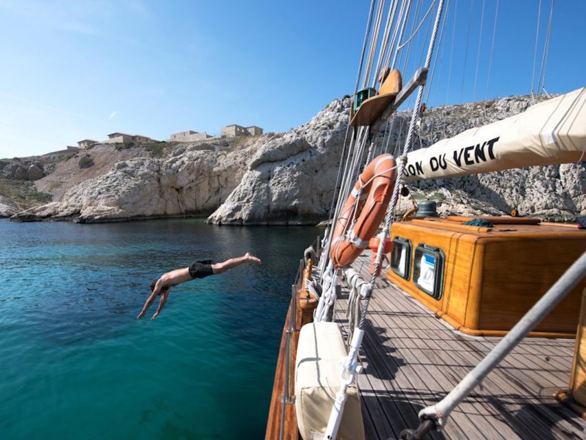Marseille: Calanques Sailing Day Trip with Lunch and Wine - Key points to know before you go