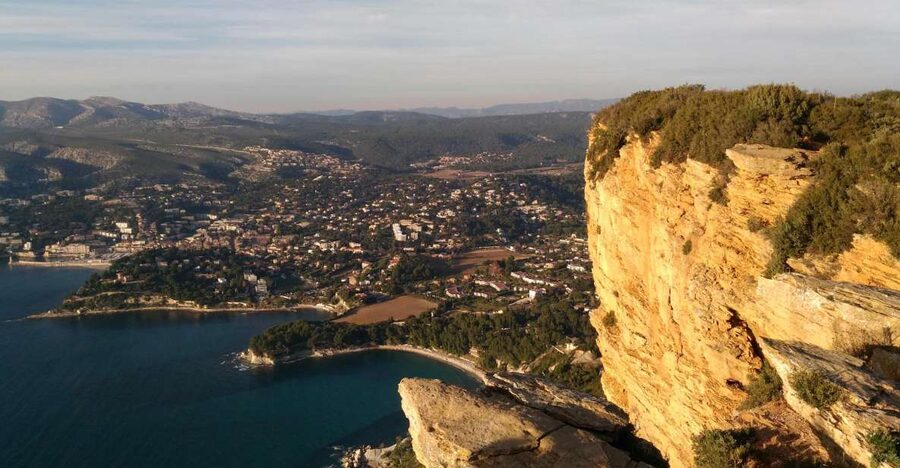 Marseille, Cassis & Aix-en-Provence Full-day tour - Starting in Marseille: where the day begins and how it flows