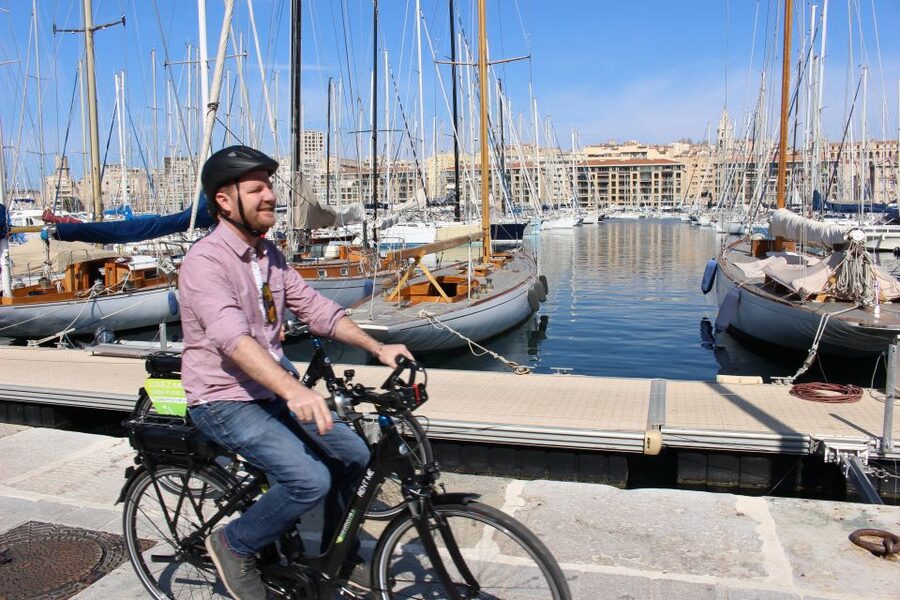 Marseille: E-bike Virtual Guided Tour - Pharo Palace and the Corniche: the coast-road payoff