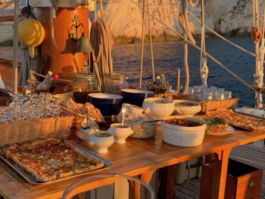 Marseille: Frioul Islands Sunset Cruise with Cocktail Dinner - Price and value: is $112 per person a fair deal?