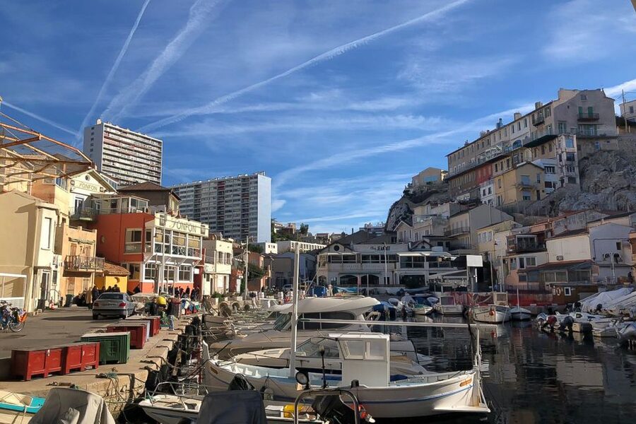 Marseille: Full-Day Guided E-Bike Coast & Calanques Tour - Notre-Dame de la Garde plus the Corniche Kennedy ride