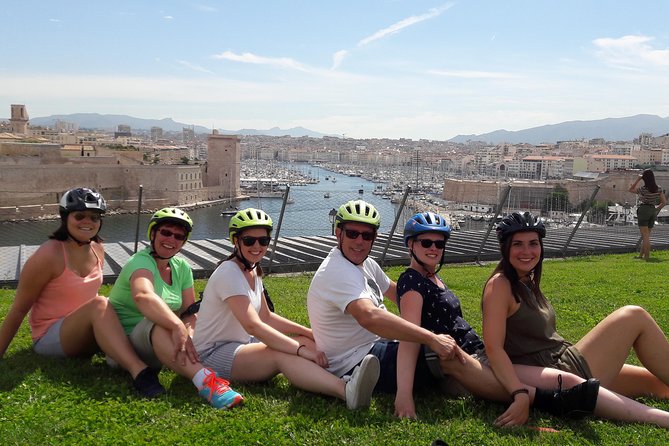 Marseille Grand E-Bike Tour : "le tour du Fada" - Vallon des Auffes and Anse de Malmousque: Small Harbors, Big Character
