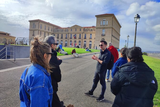 Marseille Guided Tour for 4 Hours with a Bilingual Local Guide - La Canebière, history along a main artery to the Old Port