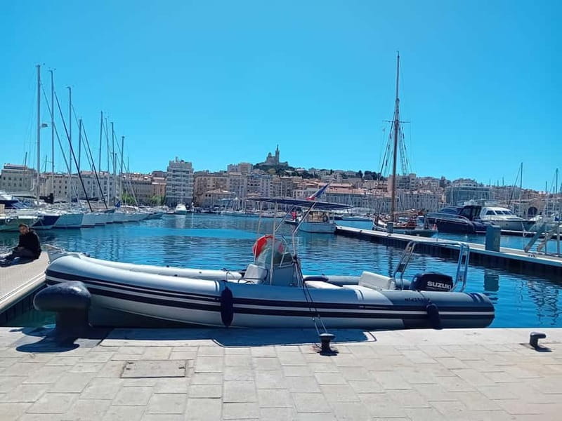 Marseille: Old Port and City Highlights Boat Tour - The Old Port Photo Stop: More Than Just Passing Ships