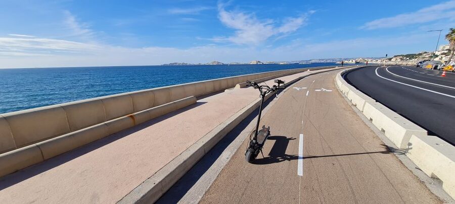 Marseille: Self-Guided Smartphone Tour by E-Scooter - Segment one: Old Port vibes and harbor views