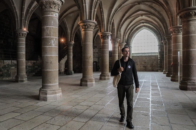 Mont Saint Michel Day Trip with Abbey Entrance from Paris - The coach ride to Normandy: how to make 4 to 5 hours feel shorter