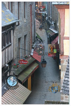 Mont Saint Michel Guided Day Trip with Abbey Entry from Paris - Who this tour is best for