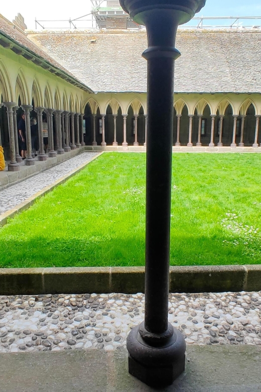Mont-Saint-Michel: Private Guided Tour with Abbey Entrance - Meeting at Porte de l’Avancée, and how to start without stress