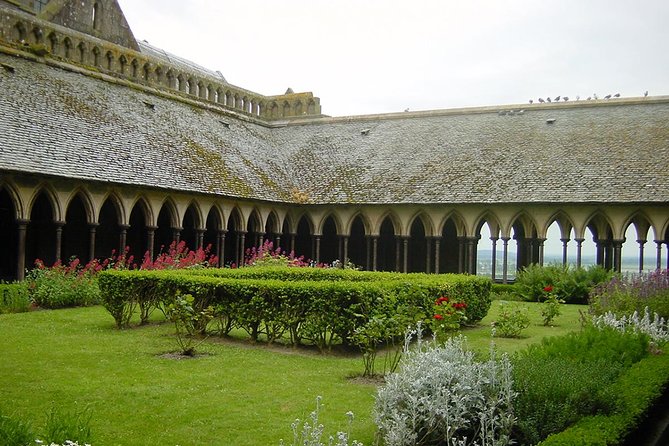 Mont Saint-Michel Small-Group Tour from Paris with Abbey Ticket - Stop 3: Abbaye du Mont-Saint-Michel, Gothic Grandeur With Self-Paced Audio