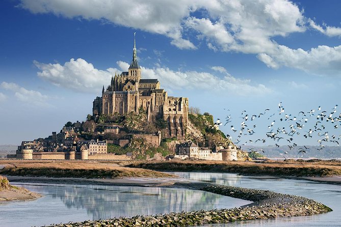 Mont Saint-Michel Small-Group Tour from Paris with Abbey Ticket - Stop 1: La Grande Rue, Where the Village Feels Like It Still Belongs