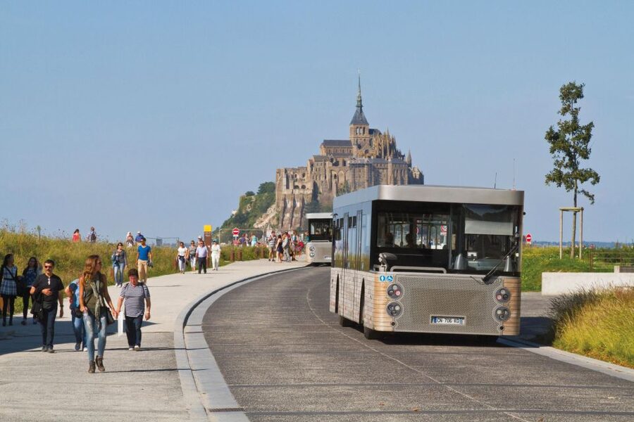 Mont Saint Michel: Walking Tour & Optional Abbey Ticket - Timing tricks for crowds, rain, and last access worries