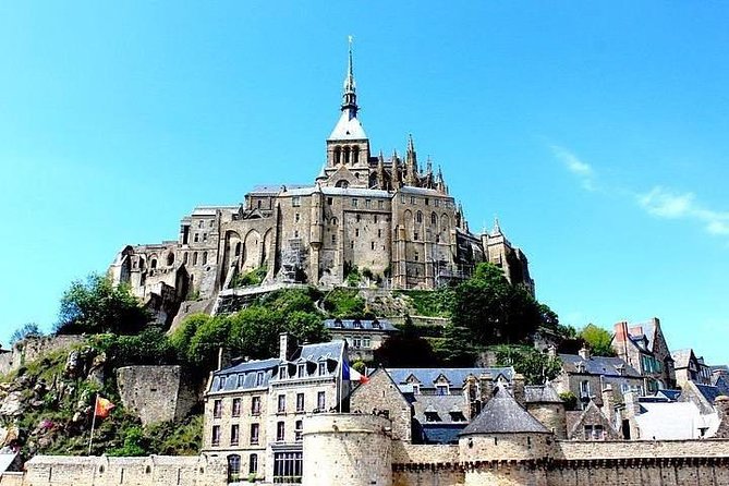 Mont St Michel Full Day Tour with a National Guide from Bayeux - Free time for food and exploring, not just a photo stop