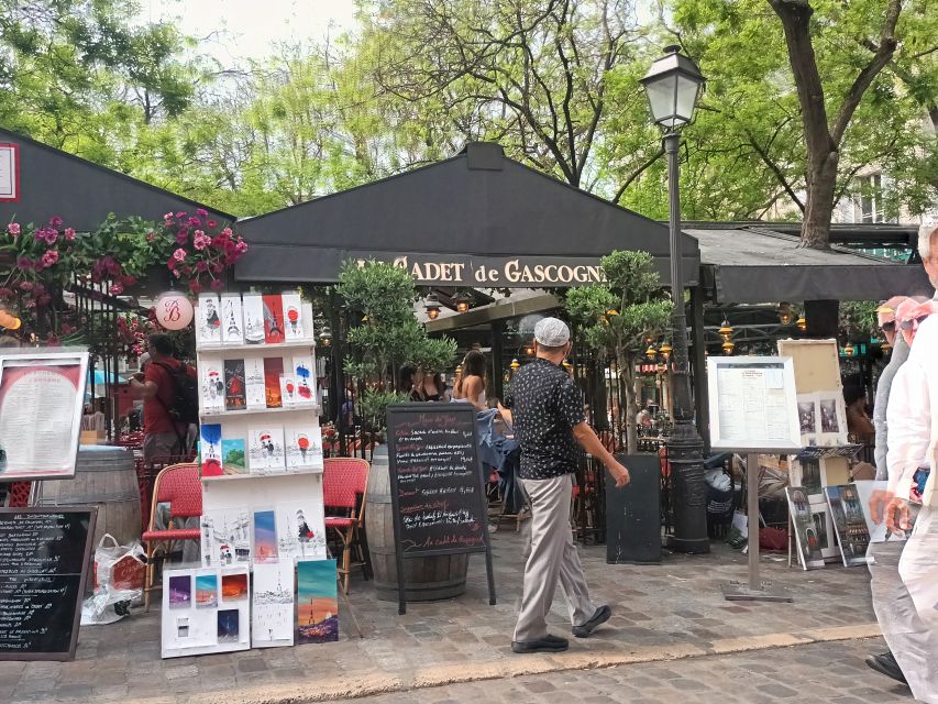 Montmartre: Guided Tour for Kids and Families - Meeting at Anvers, then pacing a 150 minute hill walk