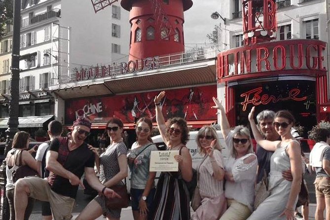 Montmartre Highlights - Bohemian Streets & Sacré-Coeur Basilica - Stop 2: Moulin Rouge Outside, Plus the Red Windmill Backstory