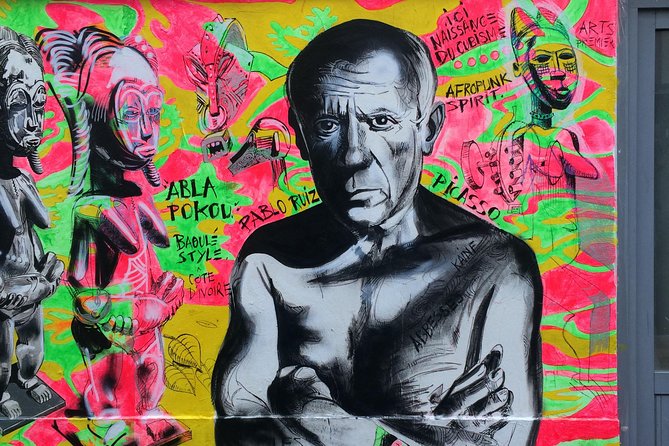 Montmartre Street Art Tour with an Artist - Small-group size, timing, and why it matters for your comfort