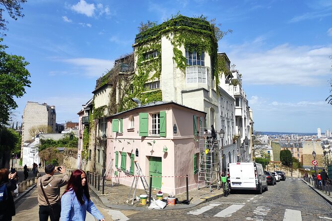 Montmartre Walking Guided Tour - Pace, Steps, and What to Wear (So You Enjoy the Uphill)