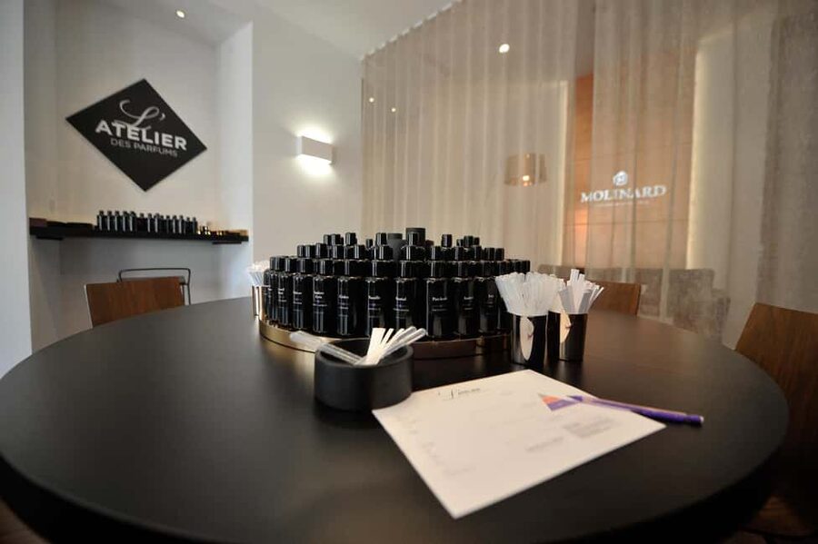 Nice: 1-hour Perfume Workshop - Arriving at the boutique on rue Saint-François de Paule