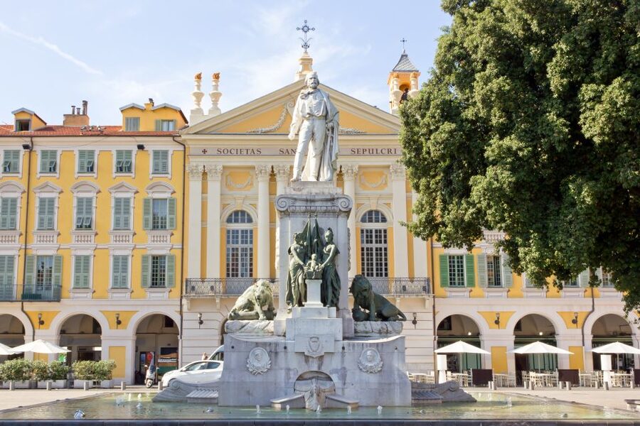 Nice: 1 or 2-Day Hop-On Hop-Off Bus Tour - The Real Value: Seeing Nice Faster Than You Can Walk
