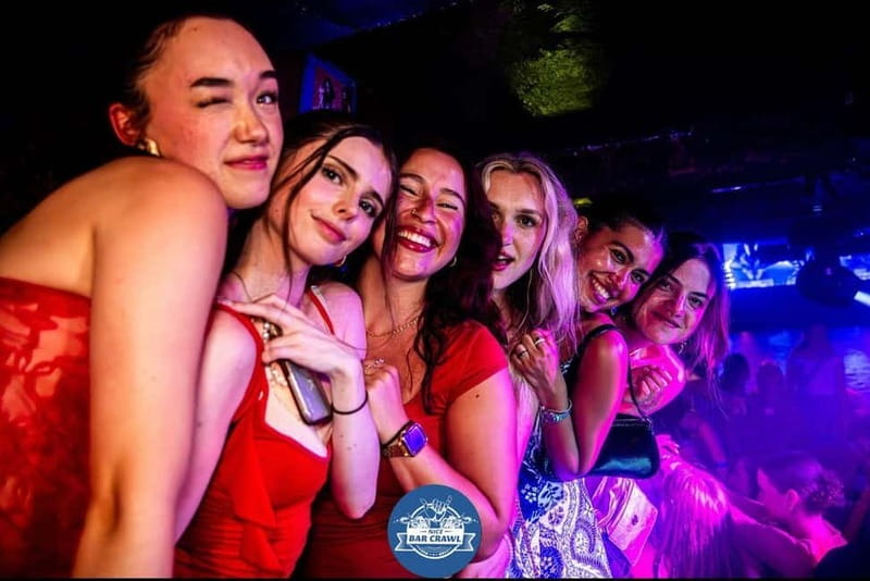 Nice: Bar/Pub Crawl with Free Shots and VIP Entry - Money-Smart Partying in Nice (Without Overthinking It)