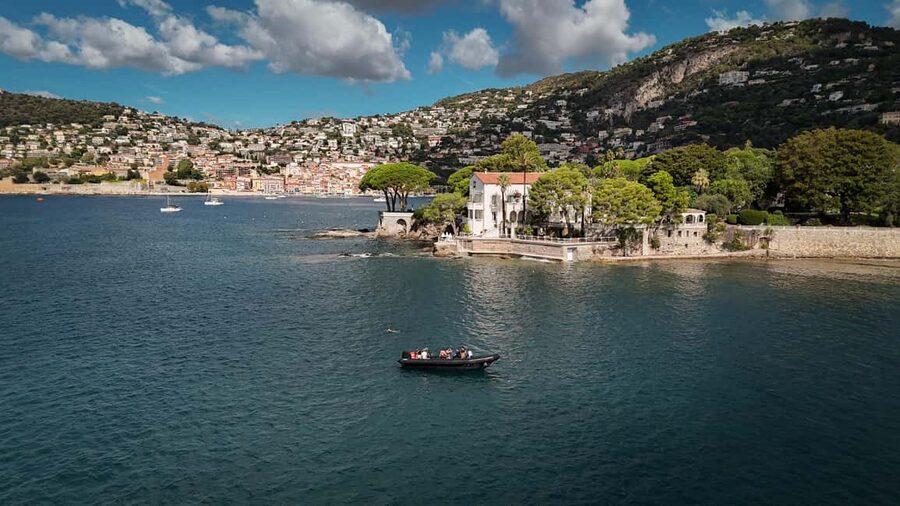 Nice: Coastline Boat Cruise to Monaco - Villefranche-sur-Mer pass-by: postcard charm in about 10 minutes