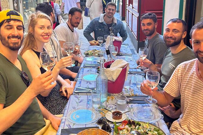 Nice Food Tour: Food Tastings & Local Wine Experience in Nice - The Garibaldi statue stop: Nice’s Italian roots, explained while you walk