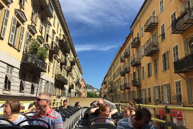 Nice Le Grand Tour Hop-on Hop-off Sightseeing Bus - When the bus rhythm slips: signage, wait times, and crowded moments