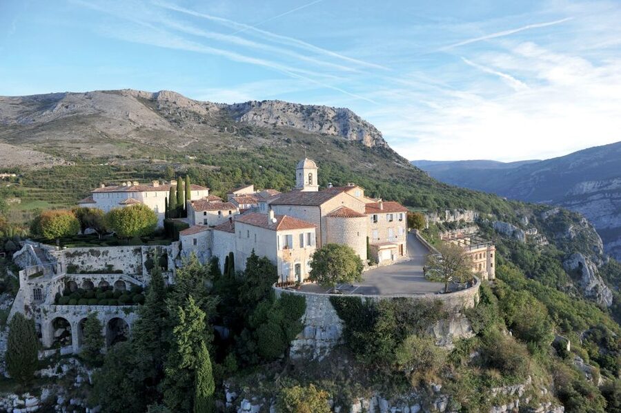 Nice: Medieval Villages Full-Day Guided Trip - Gourdon, the Fortress Village at 758 Meters: Photo Stops That Matter