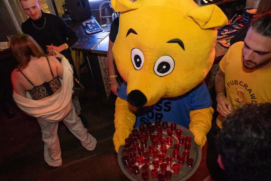 Nice: Party Bar Crawl with Club VIP, 6 Shots, and Games - Timing in Real Life, Plus the Weekend Sell-Out Warning