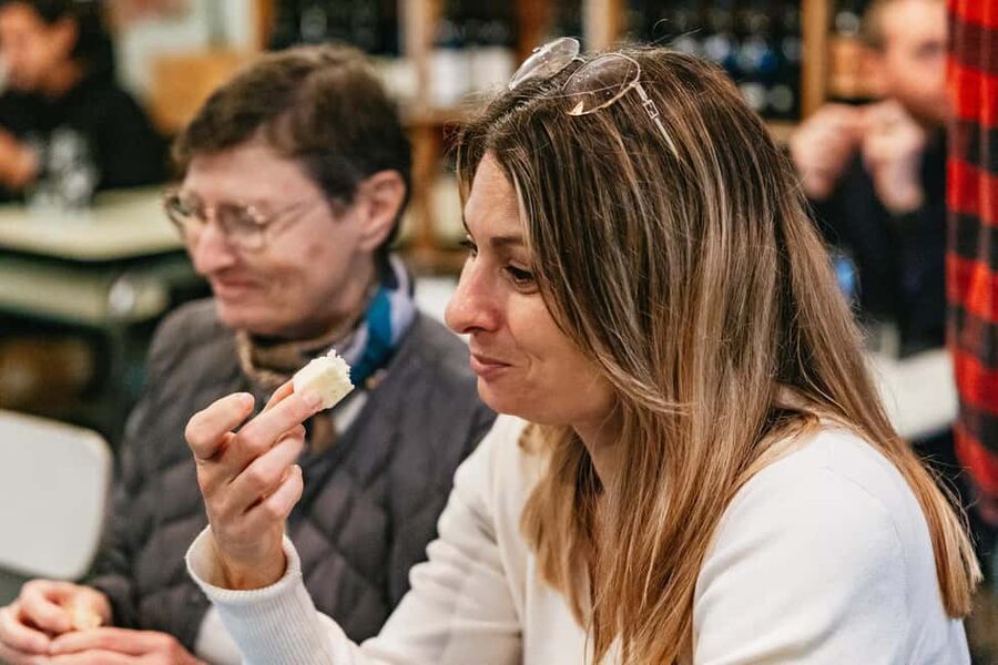 Nice: Sunset Food Tour with Full Meal and Wine - Dinner Stop: A Local Restaurant That Lets You Take a Breath