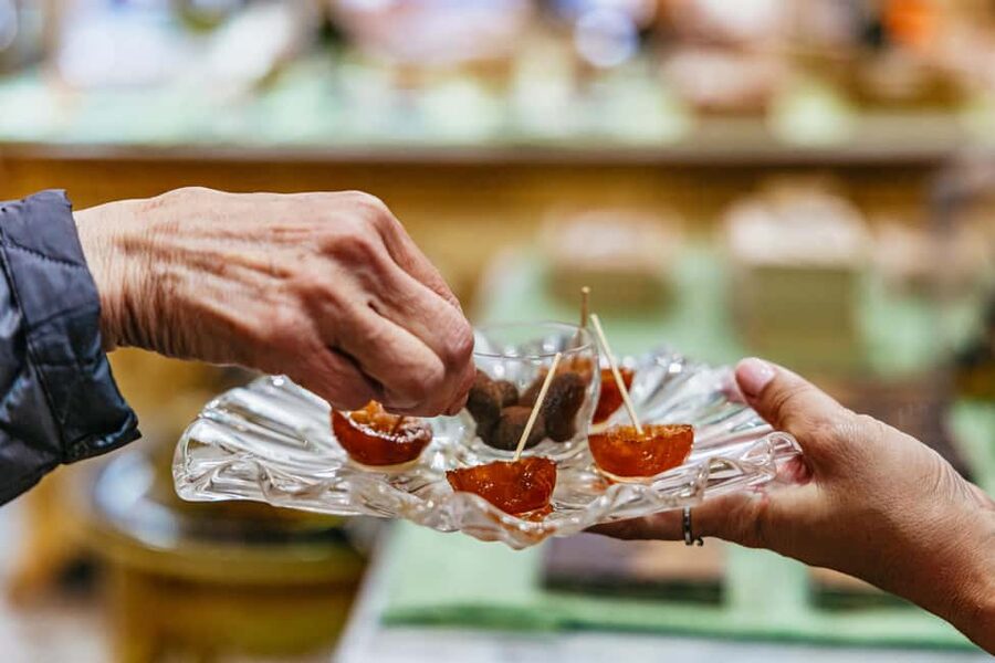 Nice: Sunset Food Tour with Full Meal and Wine - Where You Meet and How the 210 Minutes Really Play Out