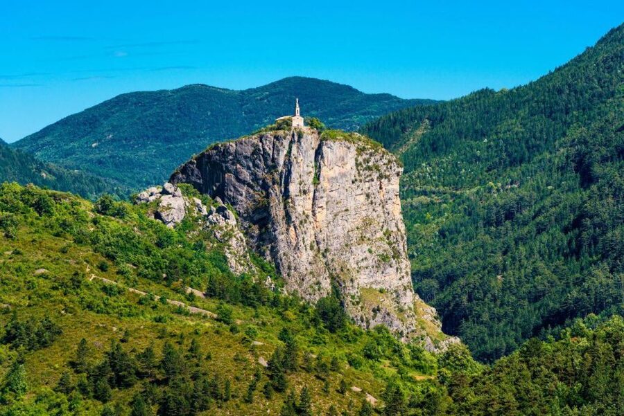 Nice: The Gorges du Verdon and Ste Croix Lake Full-Day Tour - Gorges du Verdon from above, then from the water: how to get the most out of both