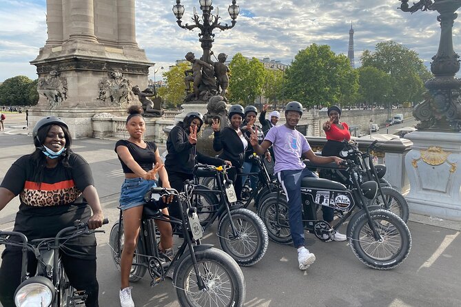 Night / Sunset Tour of Paris in Electric Bike - The Seine Stretch That Lets You Breathe
