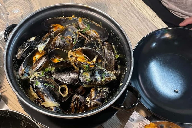No Diet Club : Bordeaux Food Tour in Bordeaux center ! - Vegetarian-Friendly, and What That Means for Your Meal Planning